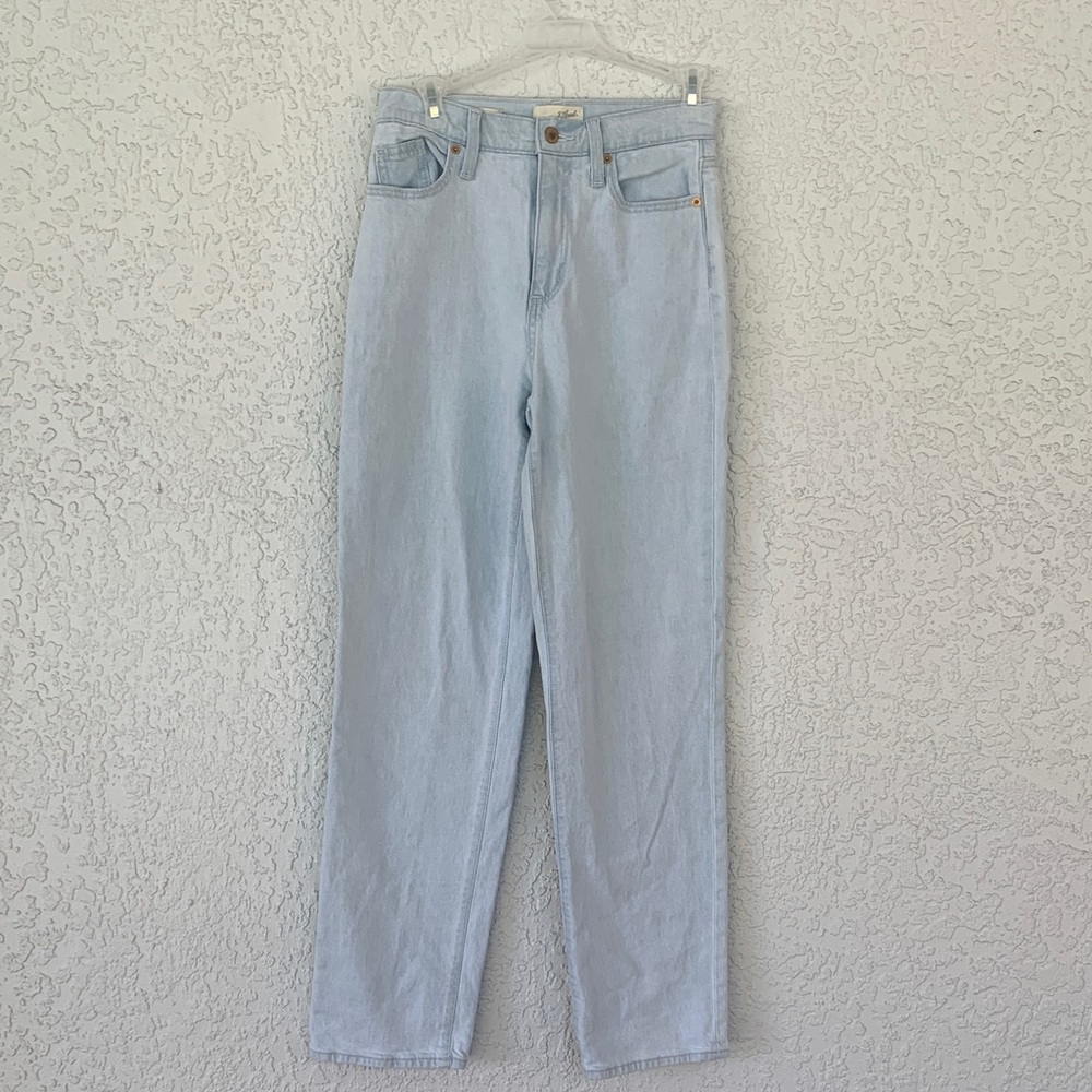 Universal Thread vintage straight Light Blue Women's Jeans size 0/25R